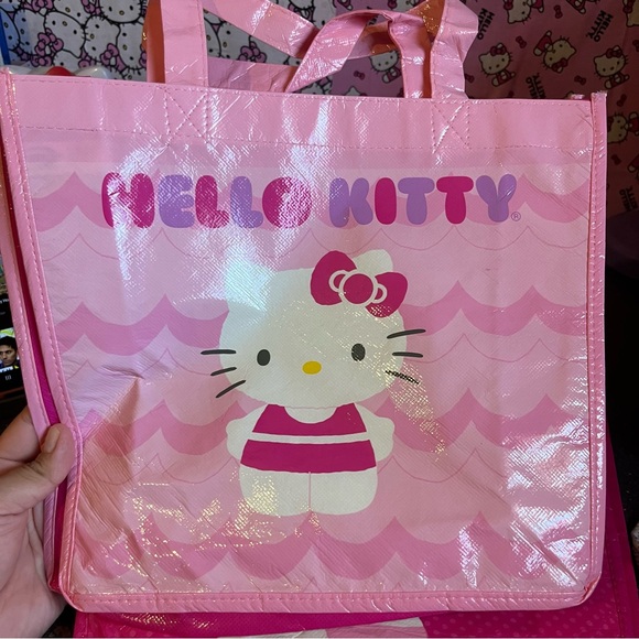 Hello Kitty Bundle - Picture 9 of 11